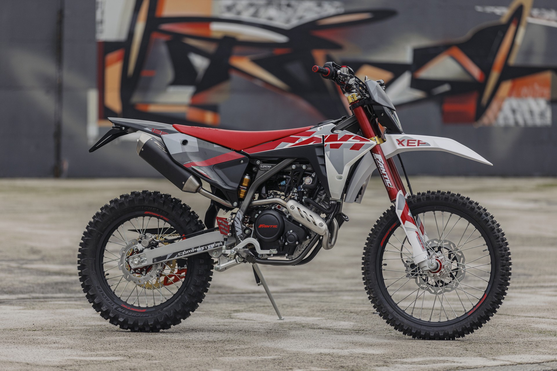 FANTIC CUERS DANS LE VAR 83 PACA TRC MOTO CONCESSION REVENDEUR 50 ENDURO